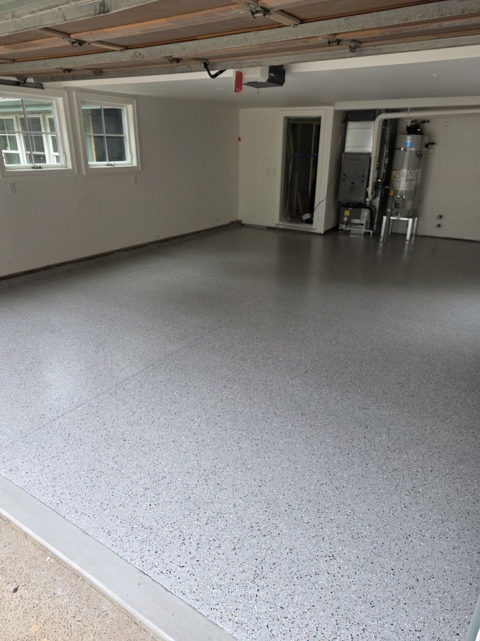 Mountain Fog epoxy flake garage floor installed by 360 Surfaces, Vancouver WA