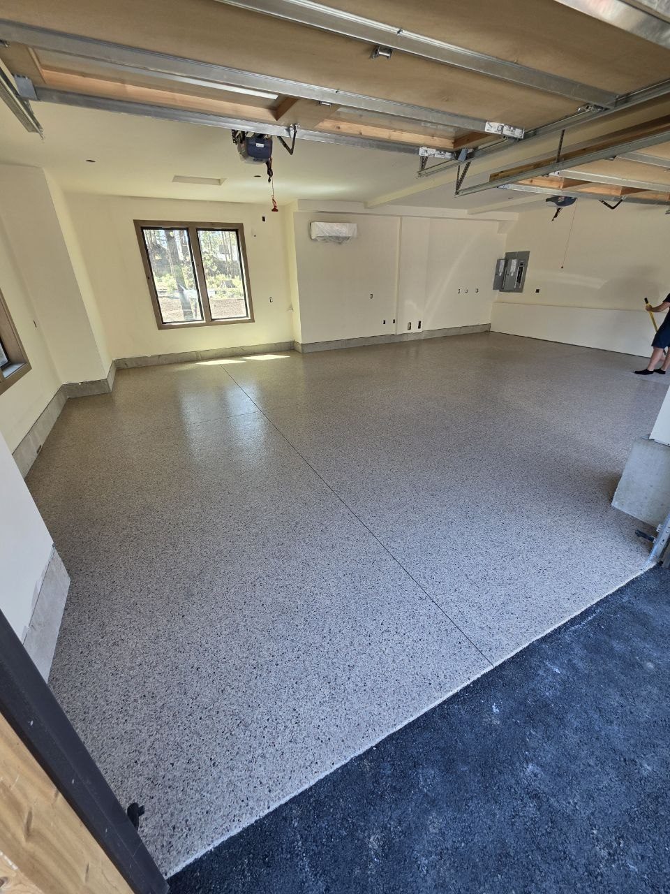 Epoxy flake garage floor installed by 360 Surfaces, Vancouver WA